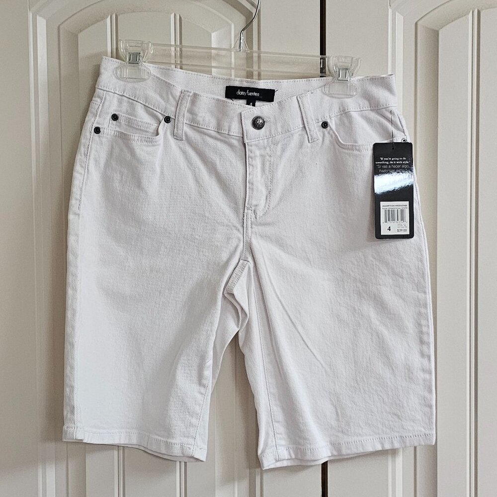 Daisy Fuentes white denim shorts